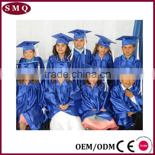 Customized Red And Black Kindergarten Graduation Caps And Gowns photo-4