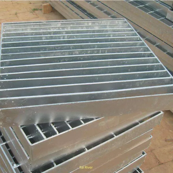 Customized Q235 Galvanized Grating Plate Platform Steel Grating, G303/30/100 for Car Wash and Garage Platform photo-3