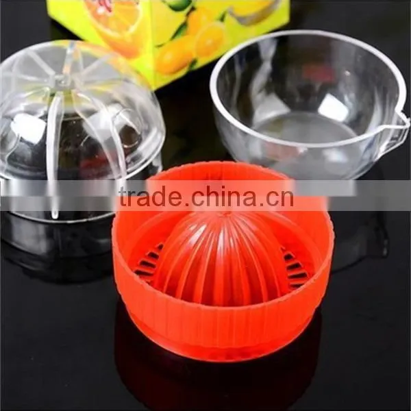 M051 2015 Wholesale Lemon Squeezer Hand Mini Lemon Juicer photo-3