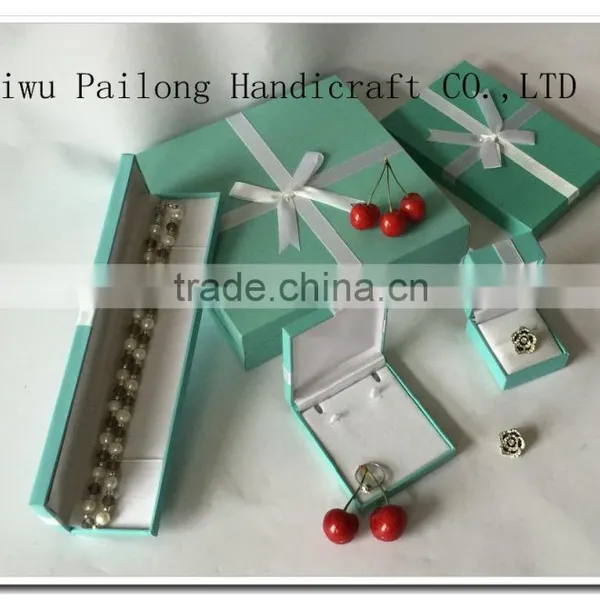 Hot Design Beautiful Paper Jewlery Box Made in China photo-3