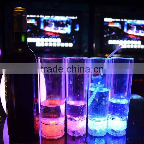 Creative Party Flashing LED Mug Cup Color Change Beer Glass photo-2