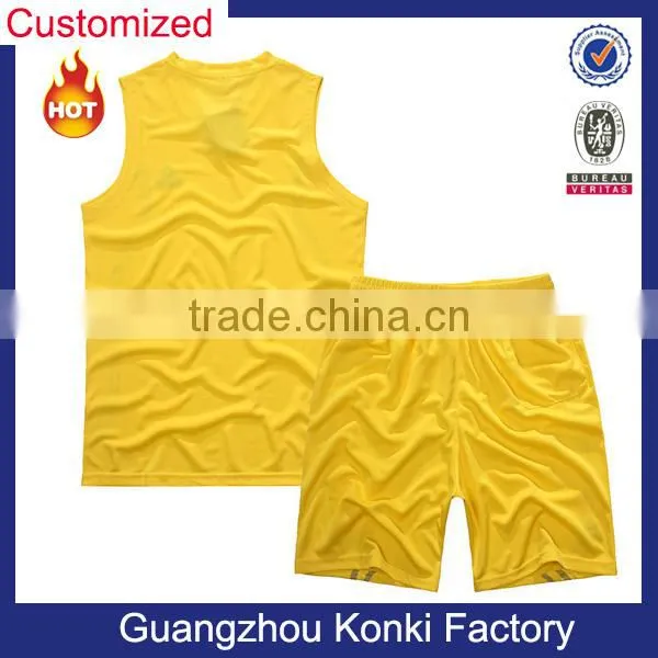 100% Polyester Breathable Sports Suit Custom Design photo-2