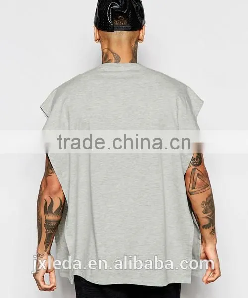 Super Oversized Hip Hop Cape T-shirt, Bulk Plain Cheap High Quality T-shirts Men OEM photo-2