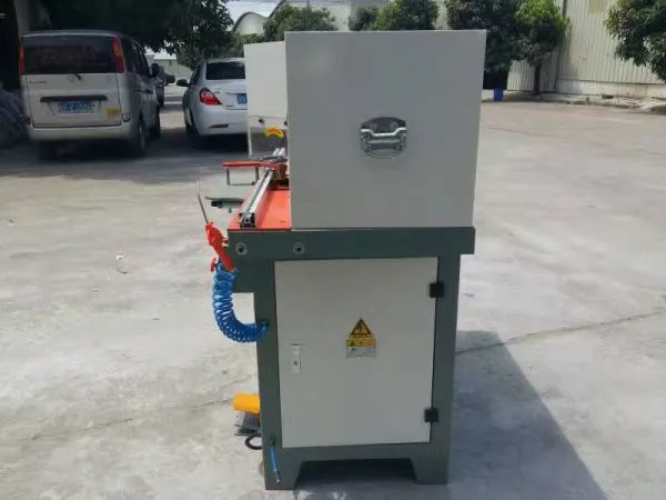 Upvc Window Frame Cutting Machine Aluminium Profile Sawing Machine 2.2kw×2 photo-3