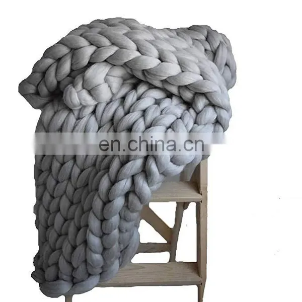 Hot Selling Custom Handmade Knit Yarn Super Chunky Throw 100% Acrylic Wool Blanket