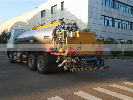 4x2 Left Hand Drive Dongfeng Euro5 180HP 7m3 Asphalt Distributor Trucks for Sale photo-3