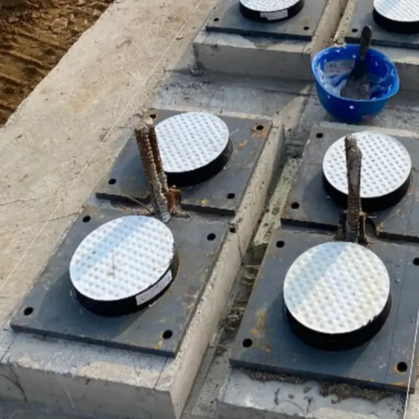 Neoprene Bearing Pad 50mm x 50mm x 5mm, 60 Shore A, Low Temperature Flexibility -40°C, Standard Compliant