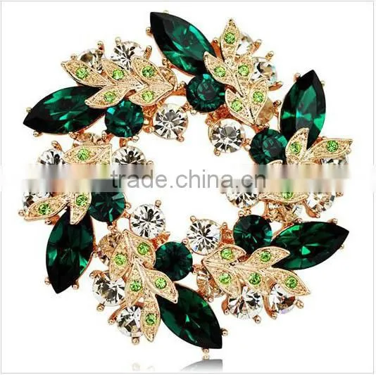 Crystal-studded Chic Wreath Brooch Scarf Ring High-end Apparel Accessories Jewelry photo-5
