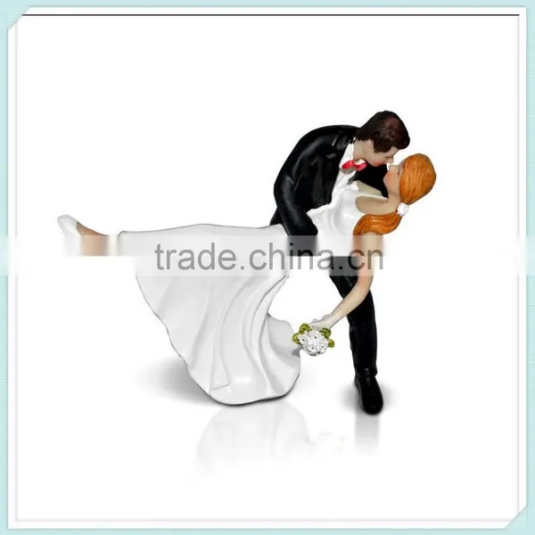 Romantic Design Wedding Dancing Couple Figurine Cakes Toppers