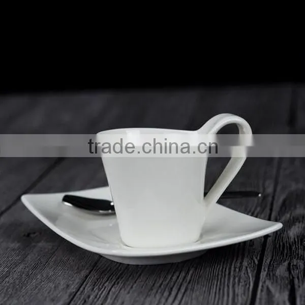 2016 New Design White Blank Custom Ceramic Tea Cup and Saucer