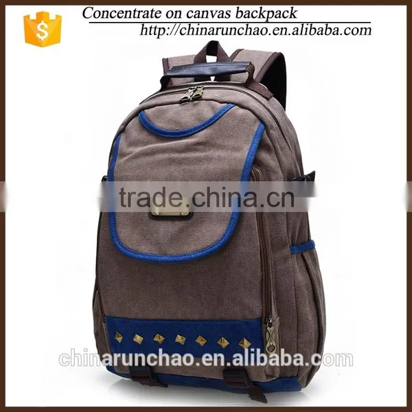 The New 2016 General Four Seasons Rucksack Rivet Fashionable Men and Women