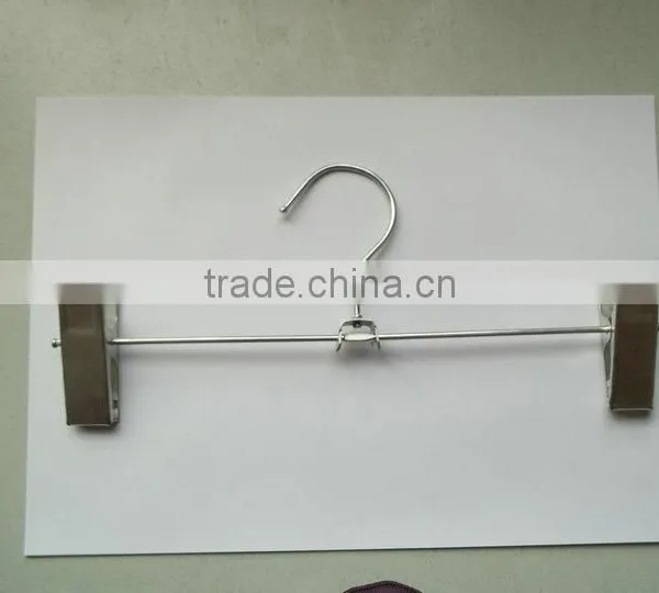 Plastic Poster Hangers for Different Colthes photo-3
