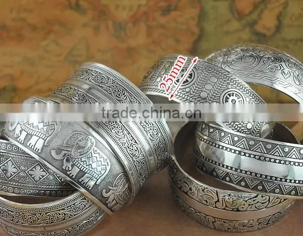 Big Antique Silver Wide Cuff Bangle Vintage Style Custom Design Cuff Bangle for Promotional Birthday Gifts photo-5