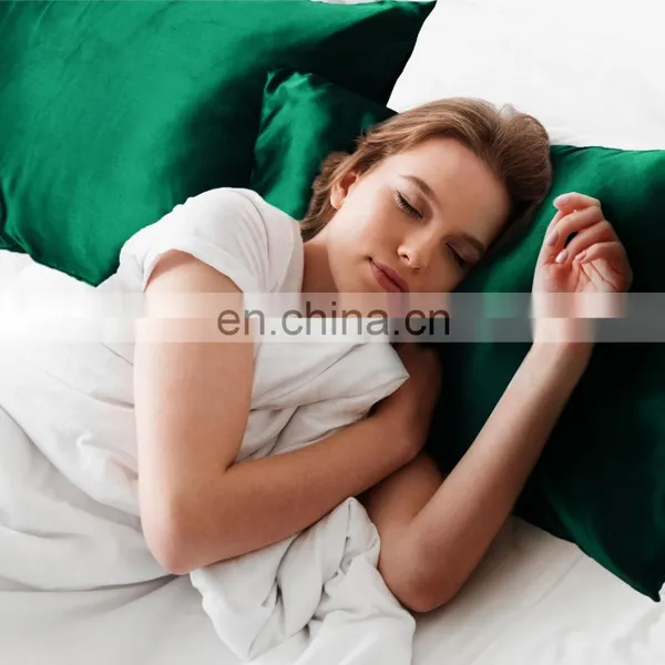 Luxury Ultra-soft Cozy 100% Polyester Silky Smooth Queen Satin Pillowcase For Home photo-2