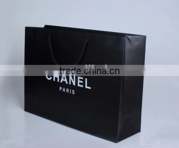Products New Logo Decoration Elegant Black Handle Paper Bag for Luxury Shop Promotion photo-2