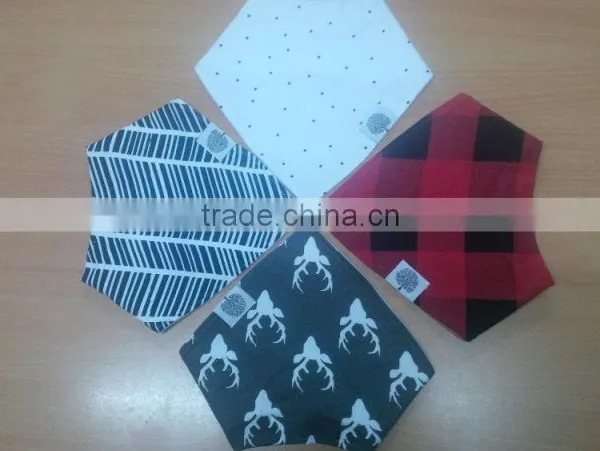 100% Cotton Fashionable Baby Bibs Shaped Triangle photo-2