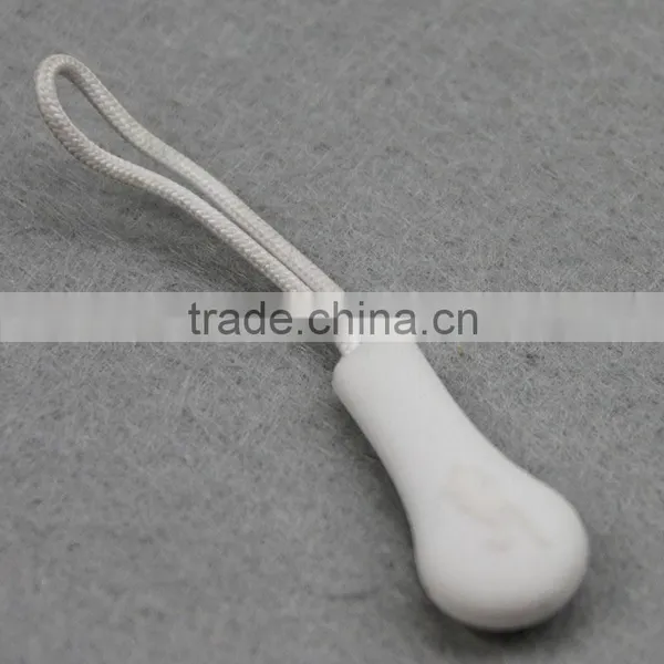 Plastic Zipper Puller