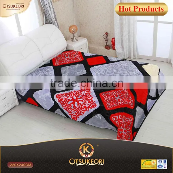 100% Polyester Knitted Blanket and Super Soft Raschel Blanket.