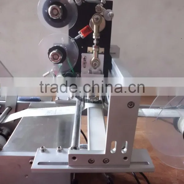 Semi-automatic Desktop Electric Round Transparent Labels Bottle Labeling Machine With Code Printer photo-2