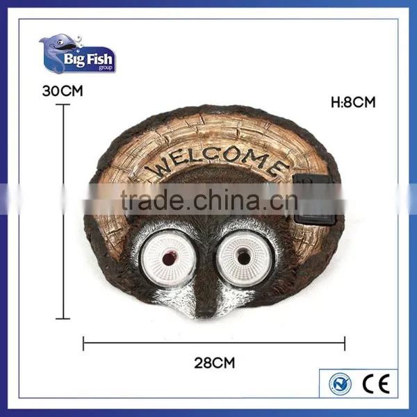 Solar Powered Polyresin Animal Barn Grandapa Owl Shaped House Light photo-2