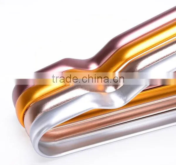 Circular Briefs Hanger Round Metal Hanger for Scarves photo-2