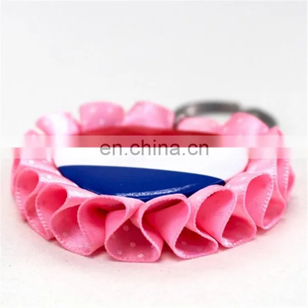 Disney Factory Made Creative Lovely Handmade Tin Plate Heart Shaped Ribbon Badge Keychain for Promoton Gift photo-3