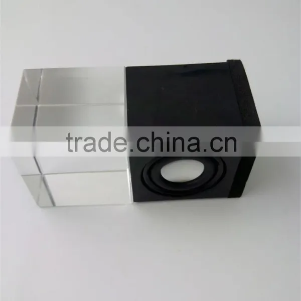 Wired Crystal Speaker With Laser Logo photo-5