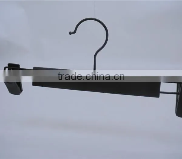 Black Plastic Pant Bottom Tourser Clip Hanger With Black Hook on Wholesale photo-2