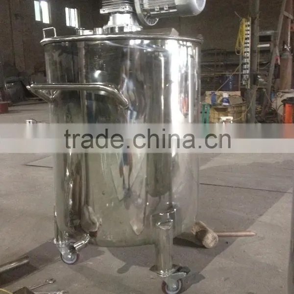 Mixing Tank With the Wheel