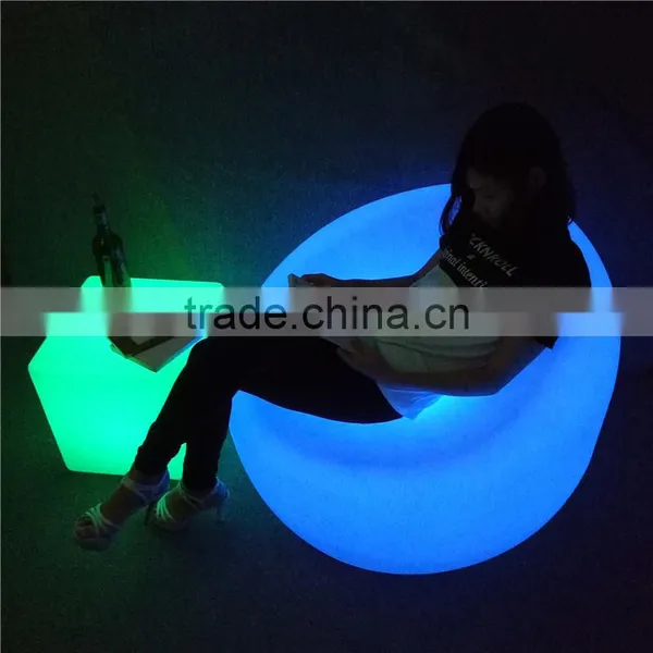 PE Plastic LED Bar Furniture 90*90*86cm Illuminated LED Big Round Sofa Chair With Remote Control photo-2