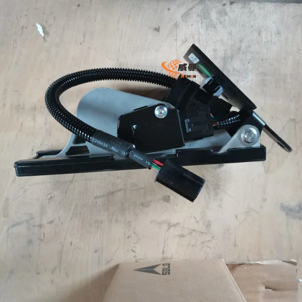 SDLG Original Wheel Loader LG958 Parts 4130001081 Accelerator Pedal photo-3
