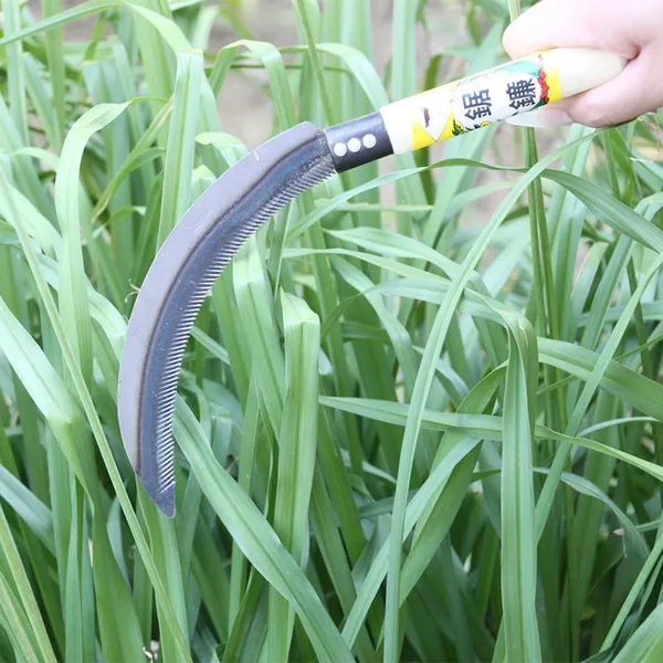 Carbon Steel Sickle Cutter Cutter Sickle Grass Cutter Sickle for Agricultural Harvesting and Farm Tool Distribution
