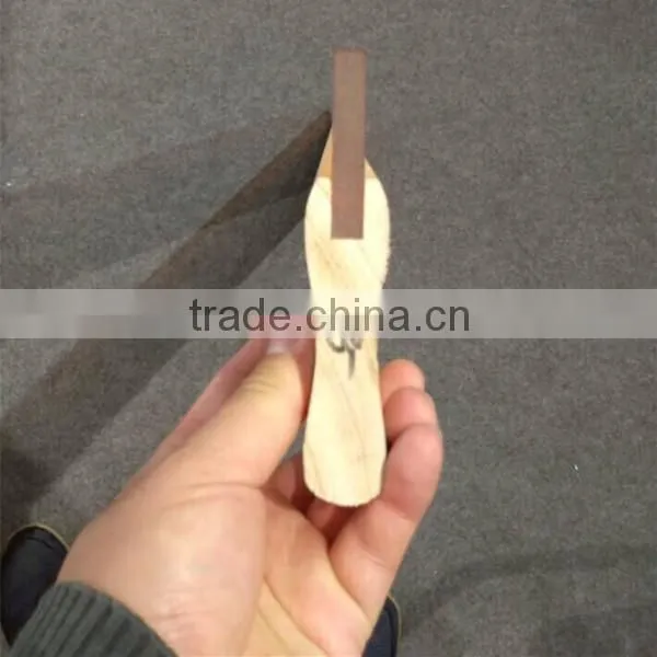 Hot Sales-Oily Wooden Handle Scraper
