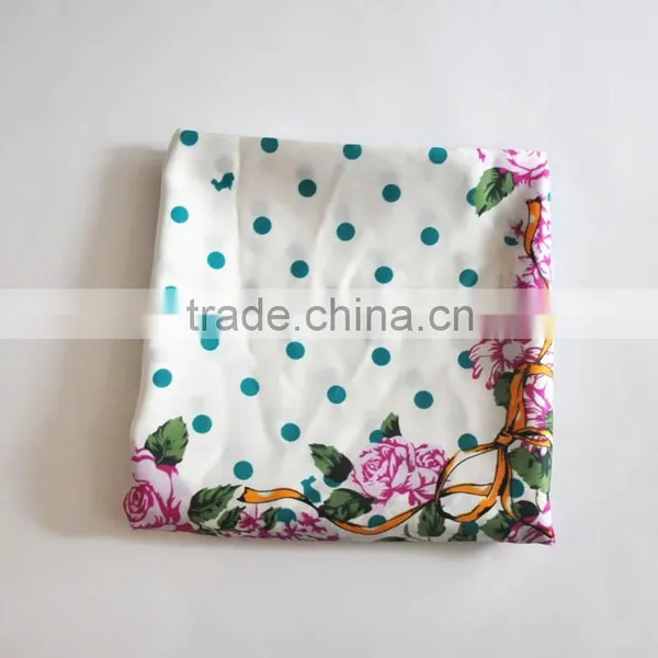 Polyester Material Scarf Customized Design Lady Scarf photo-2