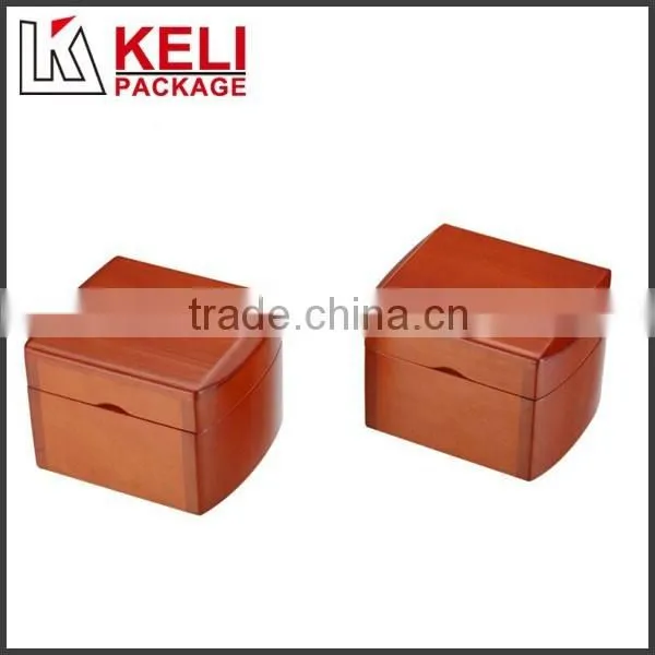 Special luxury wooden watch box for one use