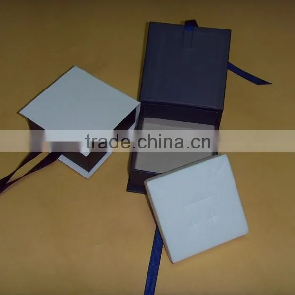Decorative Rigid Cardboard Jewellery Packaging Box With Satin Ribbon Small Luxury Gift Jewellery Box With Lid photo-4