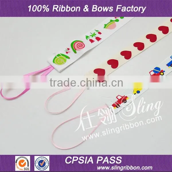 Various Designs Plastic Pacifier Clipper