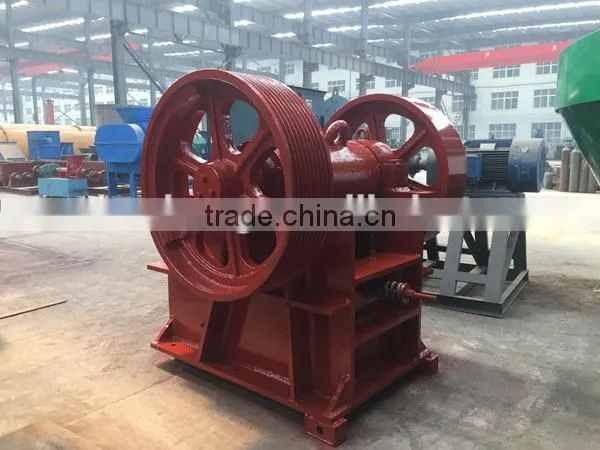 Small Scale Stone Crusher ,jaw Crusher Price Factory photo-3