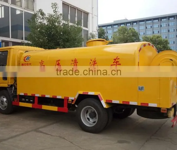 4*2 Dongfeng 5m3 Small High Pressure Water Cleaning Camion photo-3