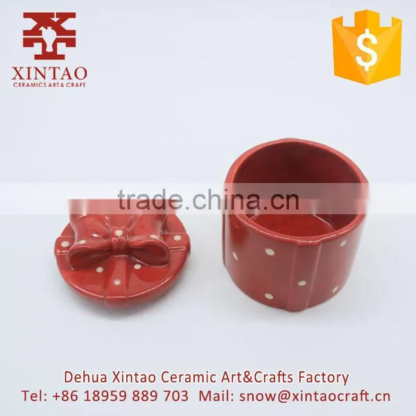 Wholesale Export Tableware Ceramic Jar for Cookies With Strawberry Design photo-5