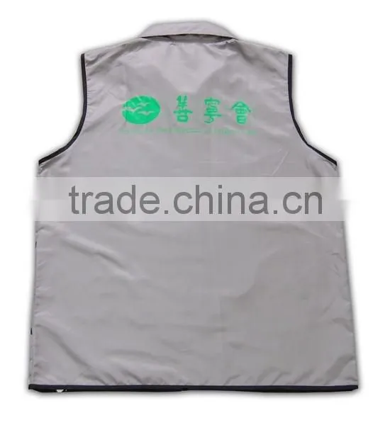 China Manufactory High Quality Latest Zip Multi Pocket Workwear Vest photo-5
