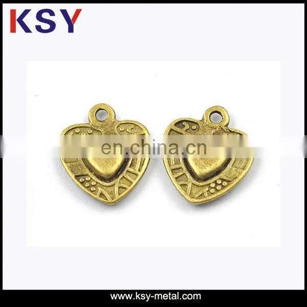 Gold Alloy Jewelry Pendant