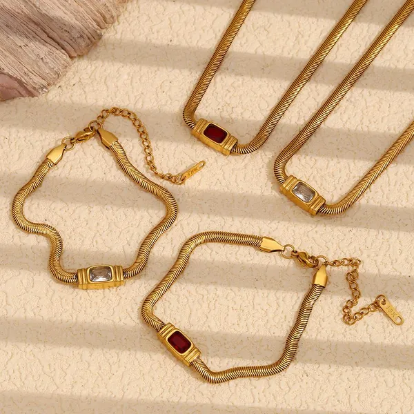 Factory Price 316L Stainless Steel Necklace - Custom Pendant With 2-Year Warranty, Anti-Tarnish, PVD Coated photo-5