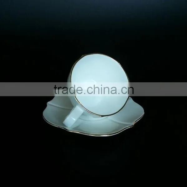 Gold Rim Tea Cup and Saucer 200cc /100cc Flower Shape Ceramic Bone China Cup and Saucer photo-3