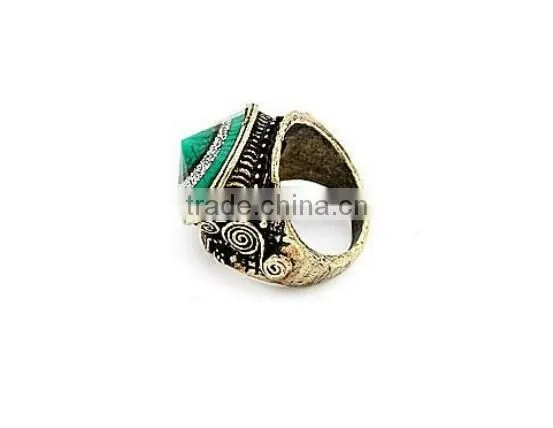 Good Quality Antique Wedding Style Vintage Estate Ruby Emerald Gems Ring photo-4