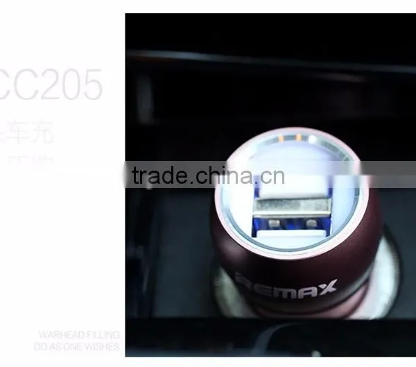 New Design Remax 2016 With Safety Hammber Function 2.4A 2 USB Metal Bullet Car Charger photo-2