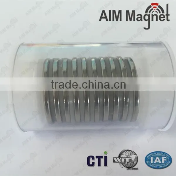 N52 Flat Neodymium Disk Magnet 32mm photo-5