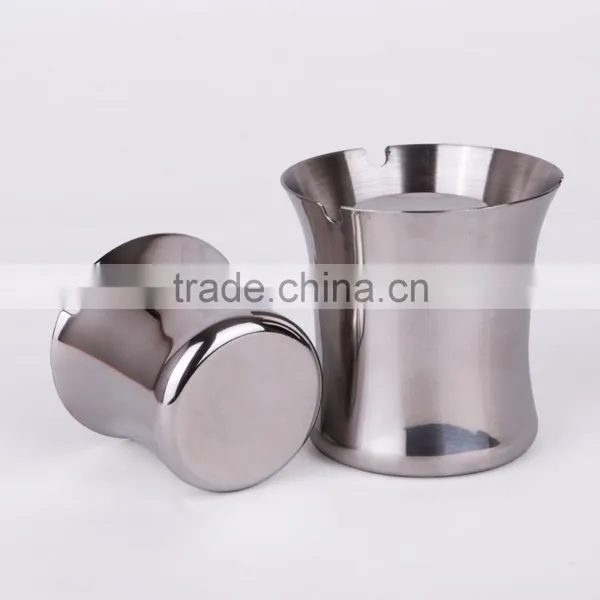 Popular Round Shape Portable Cigarette Ashtray photo-2