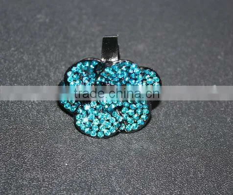 Fashion Open Design Wedding Ring Made in China With Many Gems