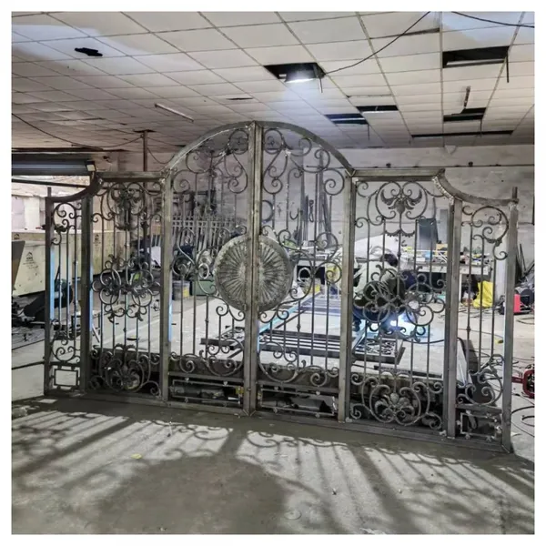 Luxury Steel Metal Driveway Gates Wrought Iron Gate Aluminum Gate Design China photo-4